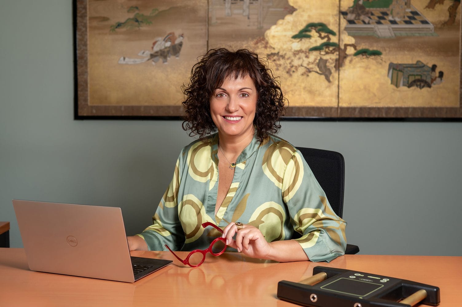 Our approach is different and innovative. Physical & mental balance is achieved by bringing together in action the Hippocratic Pythagorean nutrition along with modern metabolomics